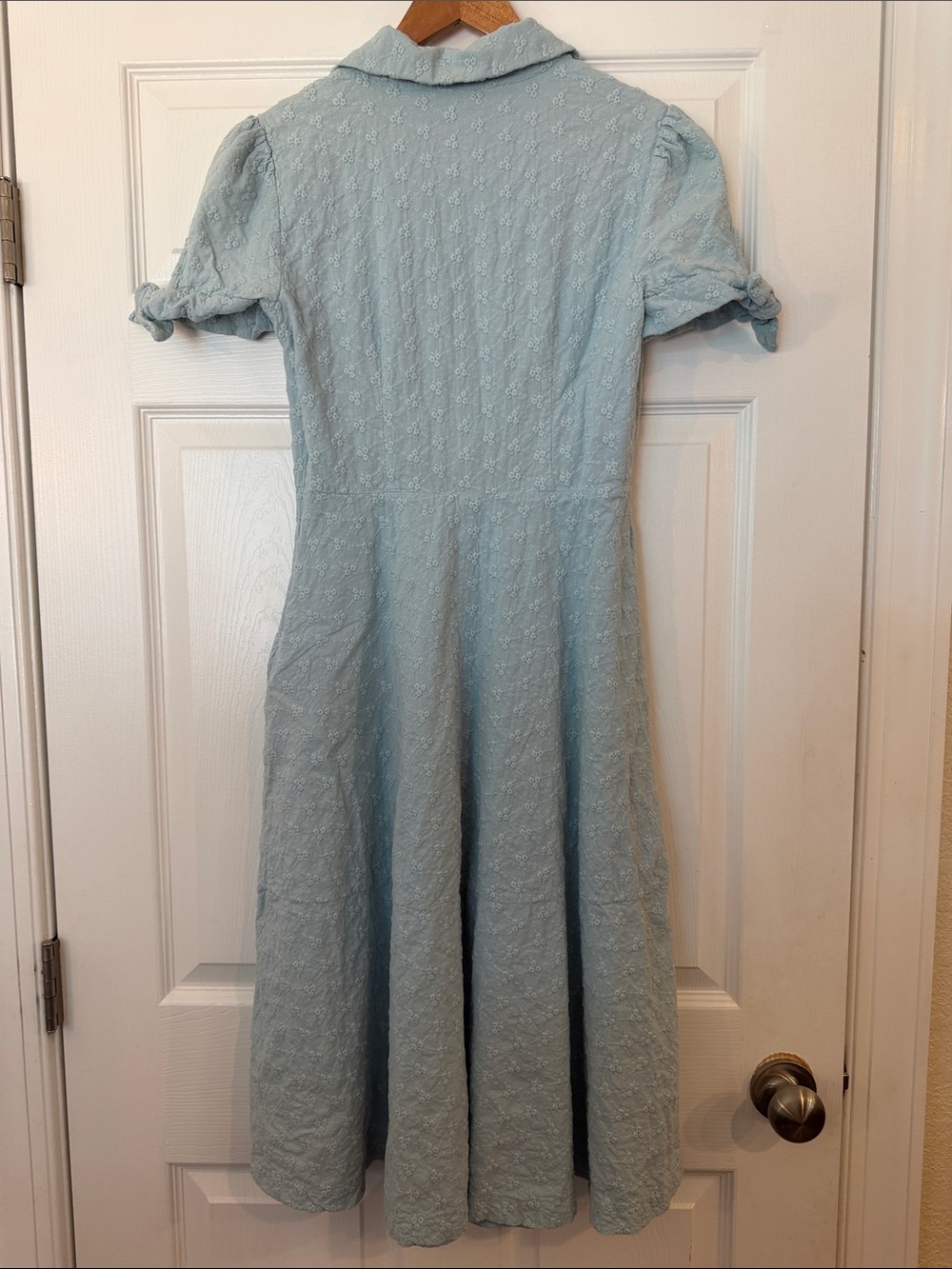 Gal Meets Glam Anthropology Collection Eyelet Collared Midi Dress - Picture 8 of 9
